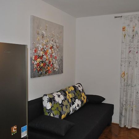 Apartment On The Square Makarska Kültér fotó