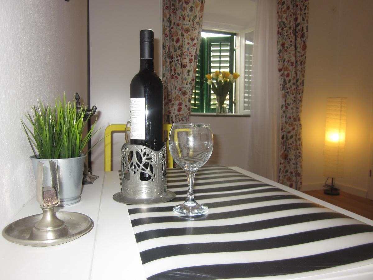 Apartment On The Square Makarska Kültér fotó