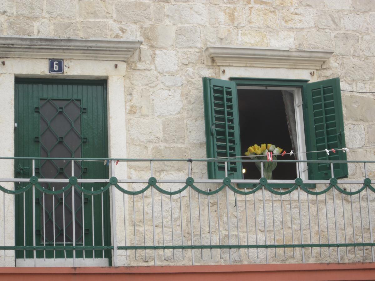 Apartment On The Square Makarska Kültér fotó
