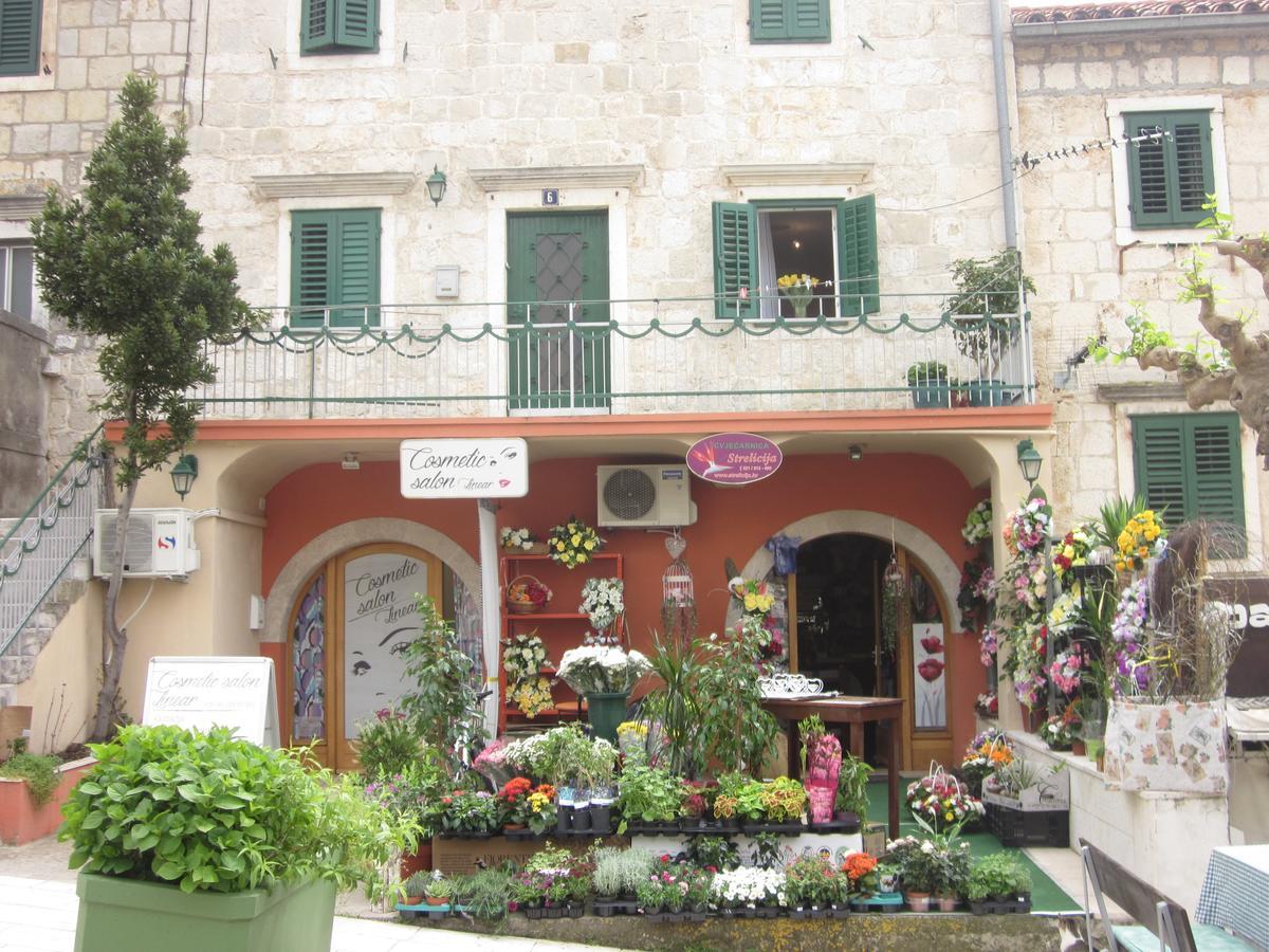 Apartment On The Square Makarska Kültér fotó
