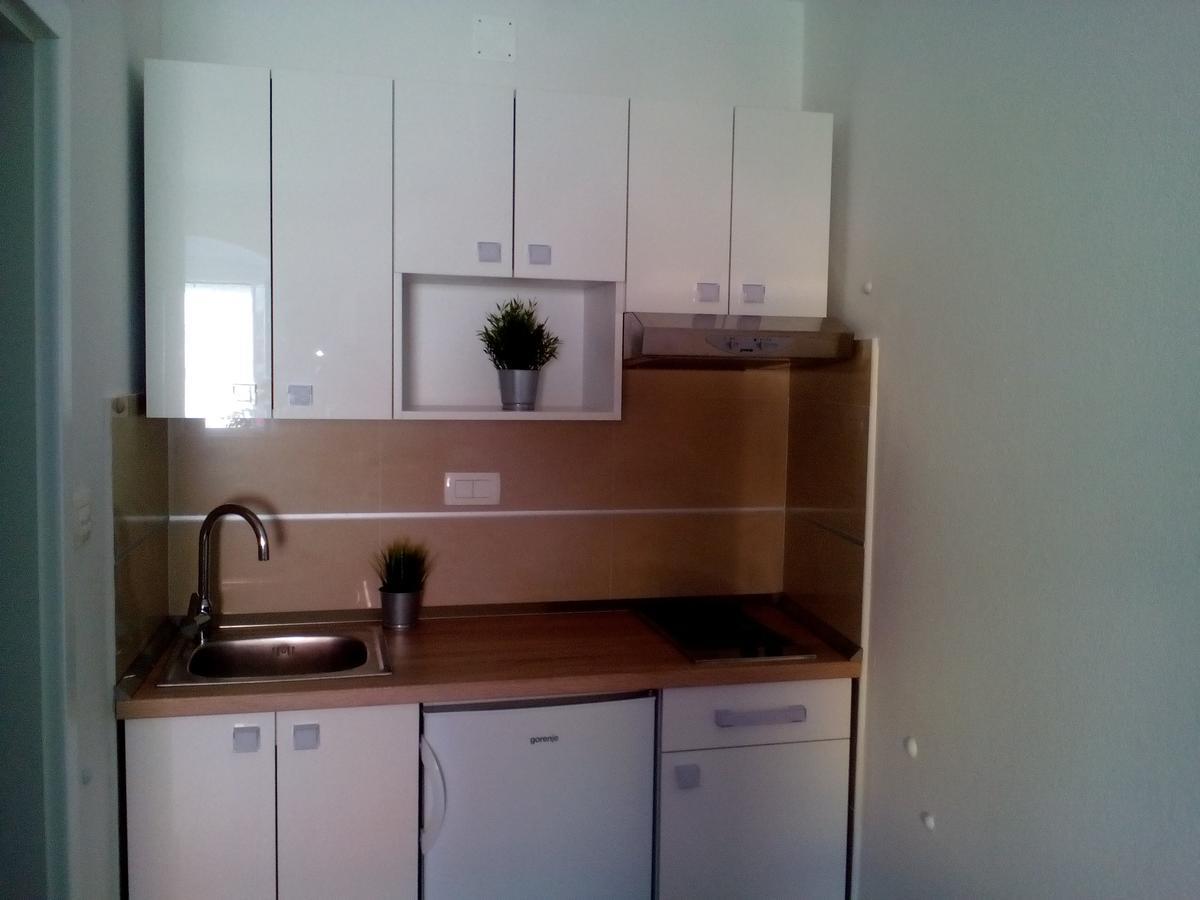 Apartment On The Square Makarska Kültér fotó