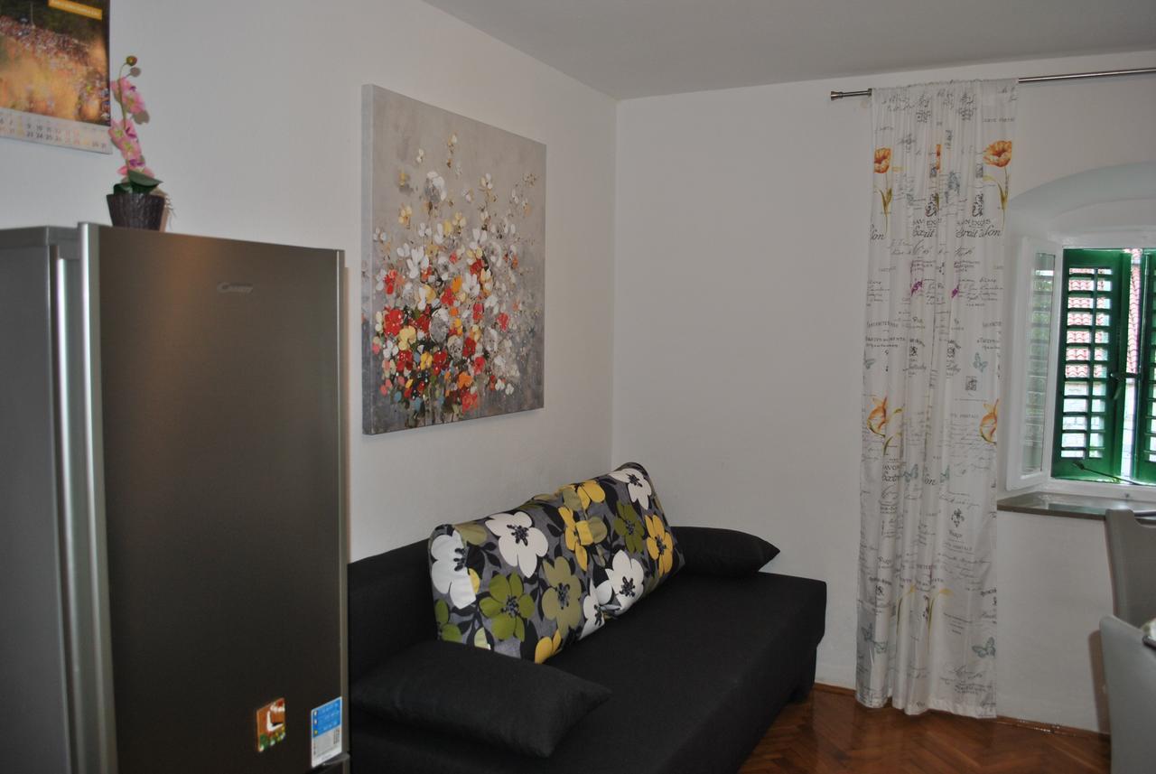 Apartment On The Square Makarska Kültér fotó