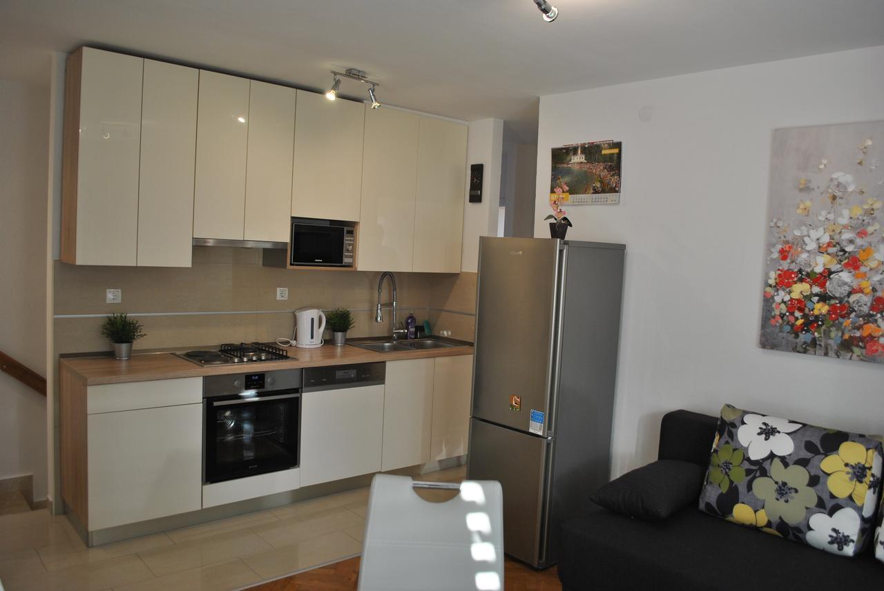 Apartment On The Square Makarska Kültér fotó