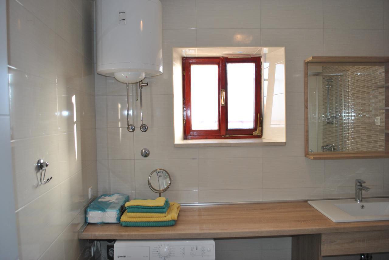 Apartment On The Square Makarska Kültér fotó