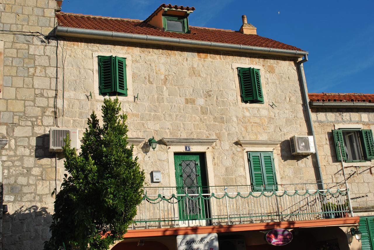 Apartment On The Square Makarska Kültér fotó