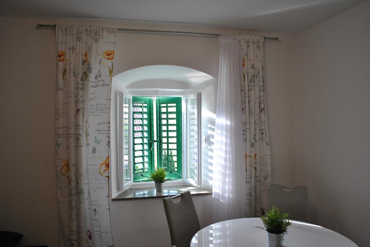 Apartment On The Square Makarska Kültér fotó