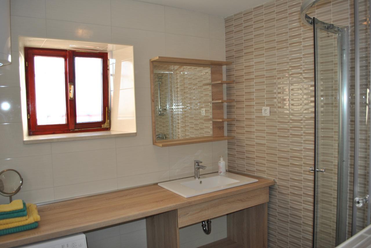 Apartment On The Square Makarska Kültér fotó