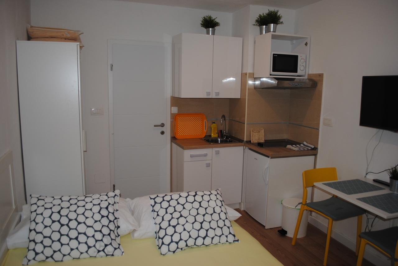 Apartment On The Square Makarska Kültér fotó