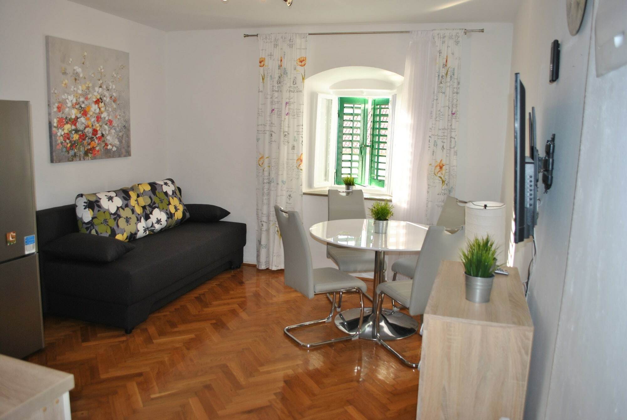 Apartment On The Square Makarska Kültér fotó